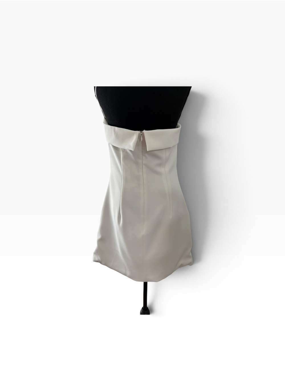 Emory Linen Mini Dress - Picture 8 of 14